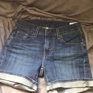 Levi’s Shorty